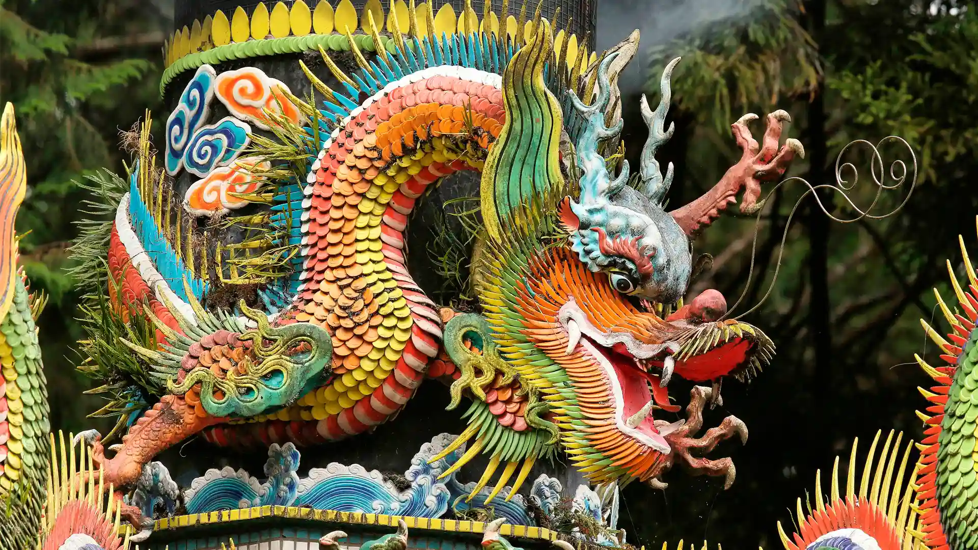 Smoking Dragon - Keith Barnes